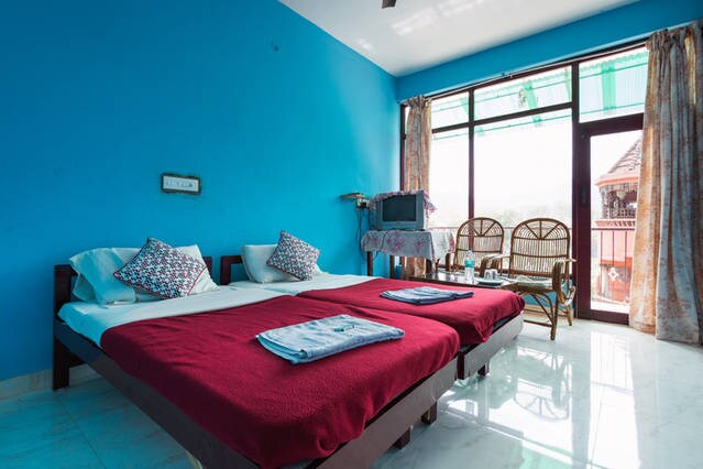 1 x Double or twin room with balcony